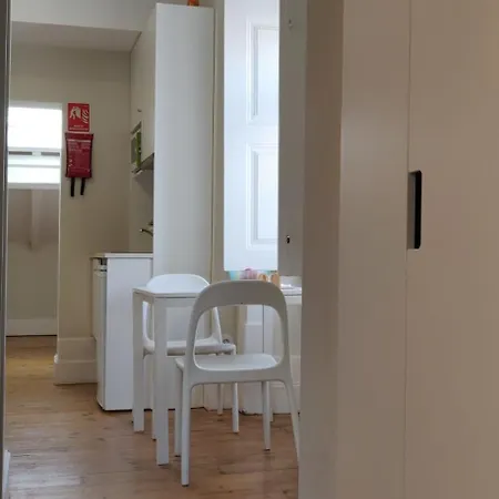 Vendégház Ah33 - Estudios 4*