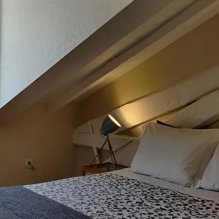 Vendégház Ah33 - Estudios 4*